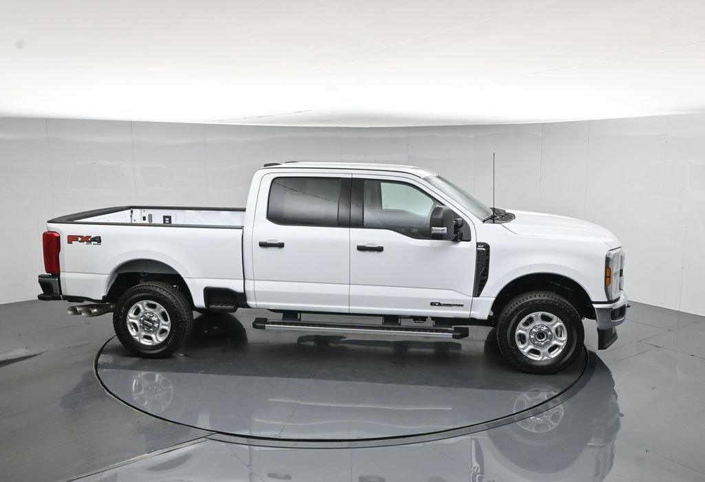 New 2026 Oxford White Ford XLT image 52