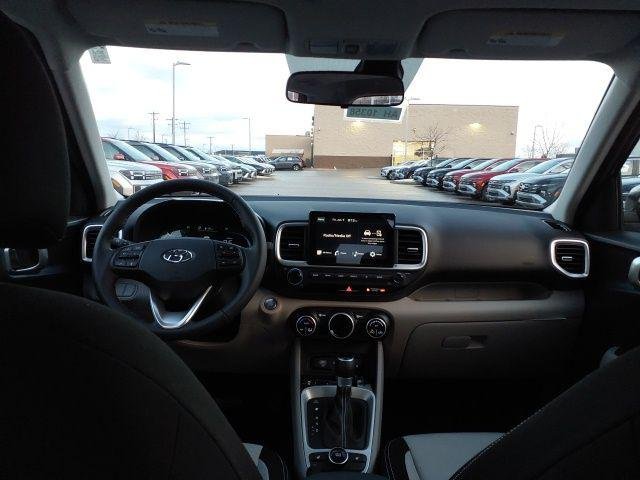 New 2026 Onyx Black Hyundai SEL image 27