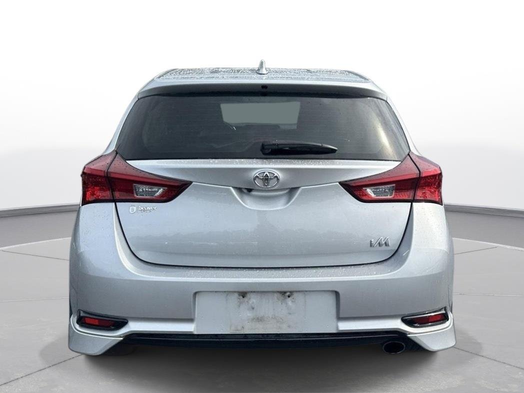 Used 2017 Classic Silver Metallic Toyota Base image 7