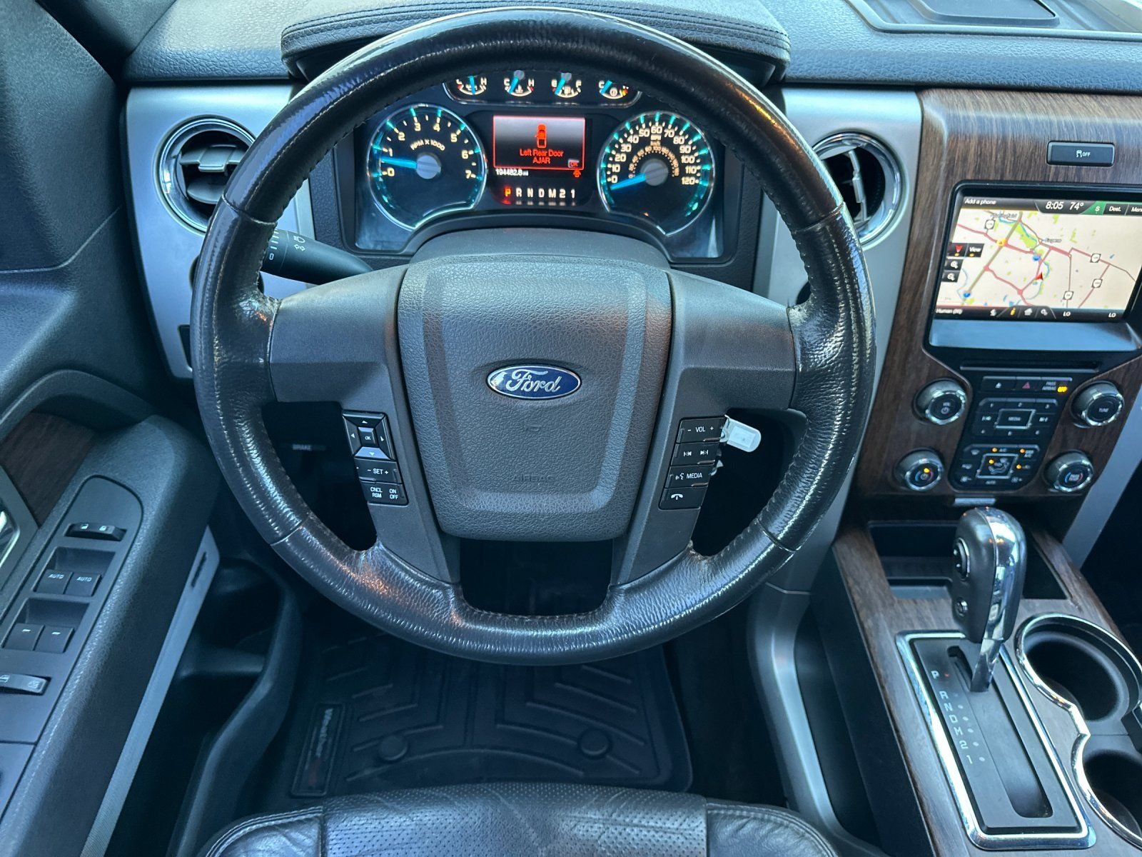 Used 2013 White Ford Lariat image 13