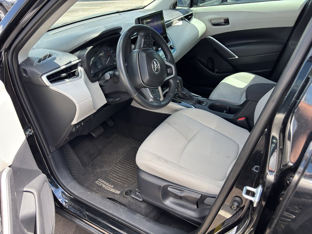 Used 2025 Jet Black Toyota LE image 7