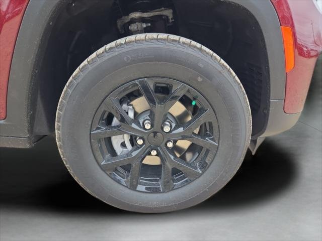 New 2025 Velvet Red Pearl-Coat Exterior Paint Jeep Altitude X image 44