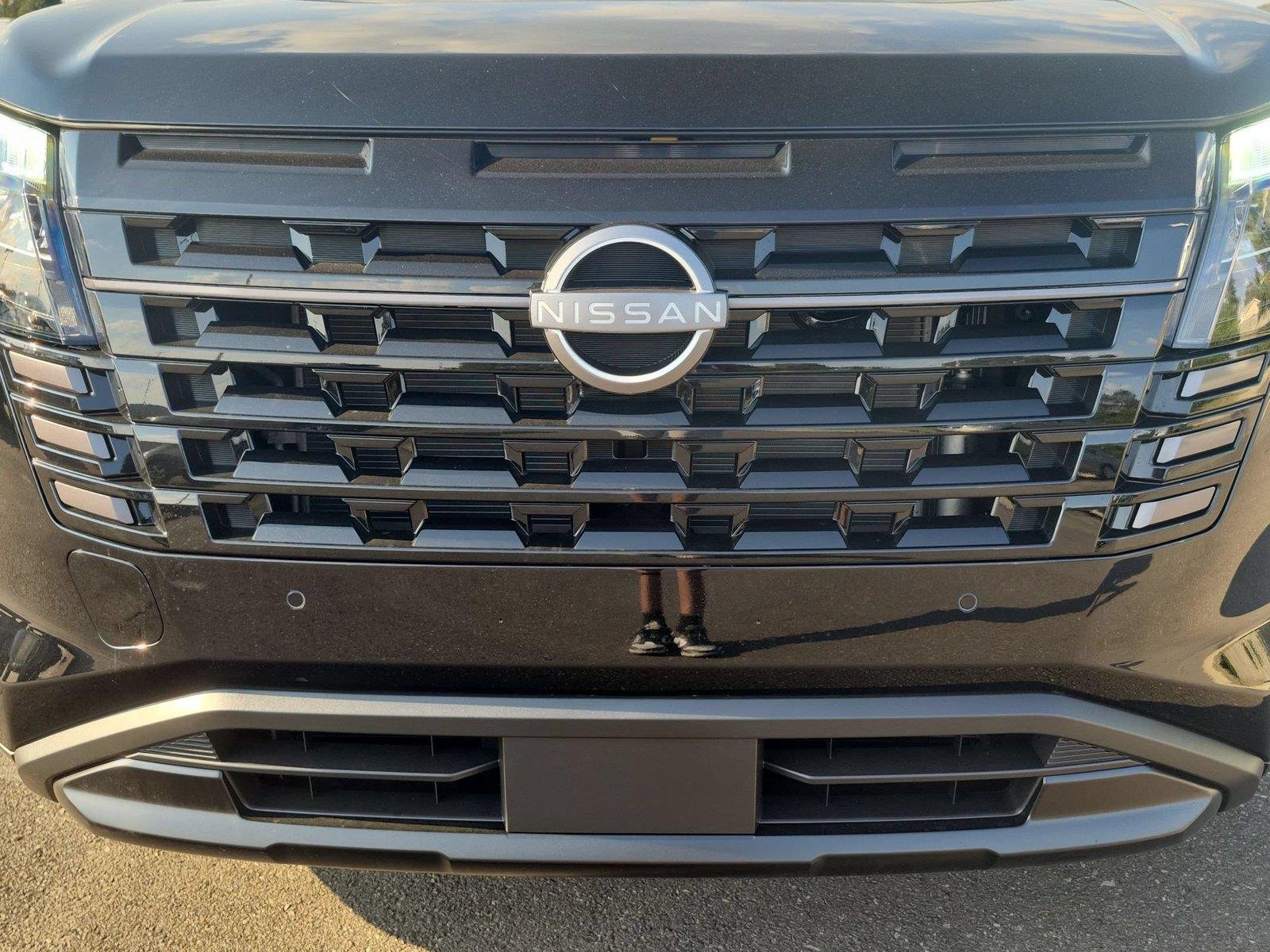 New 2026 Super Black Nissan SV image 13