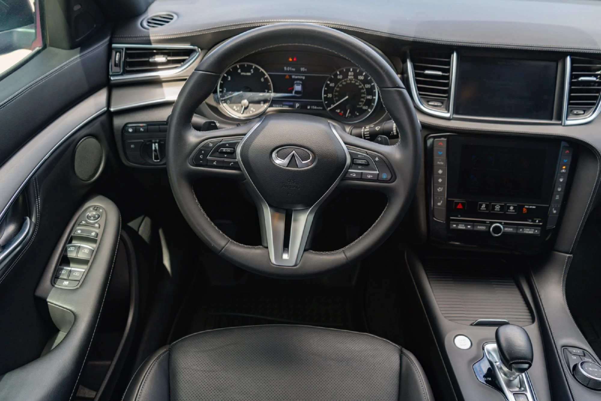 Certified Used 2023 Blue INFINITI LUXE image 23
