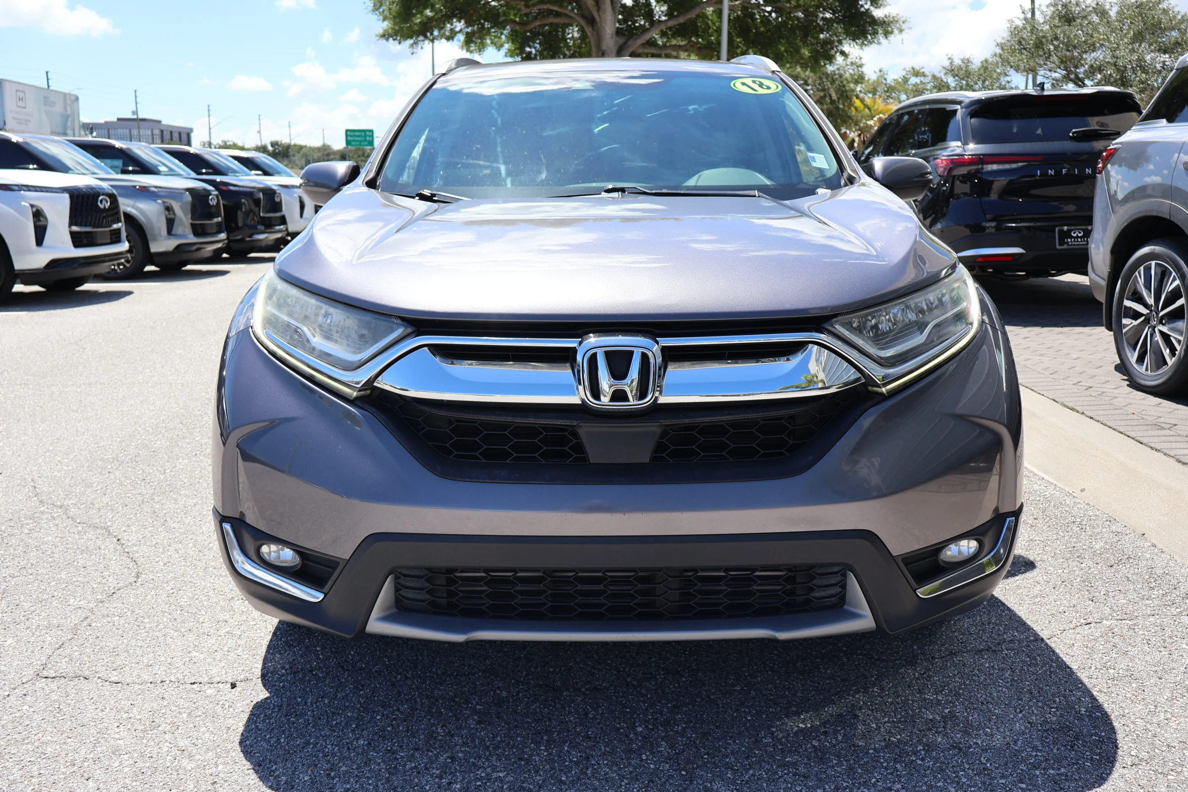 Used 2018 Modern Steel Metallic Honda Touring image 10
