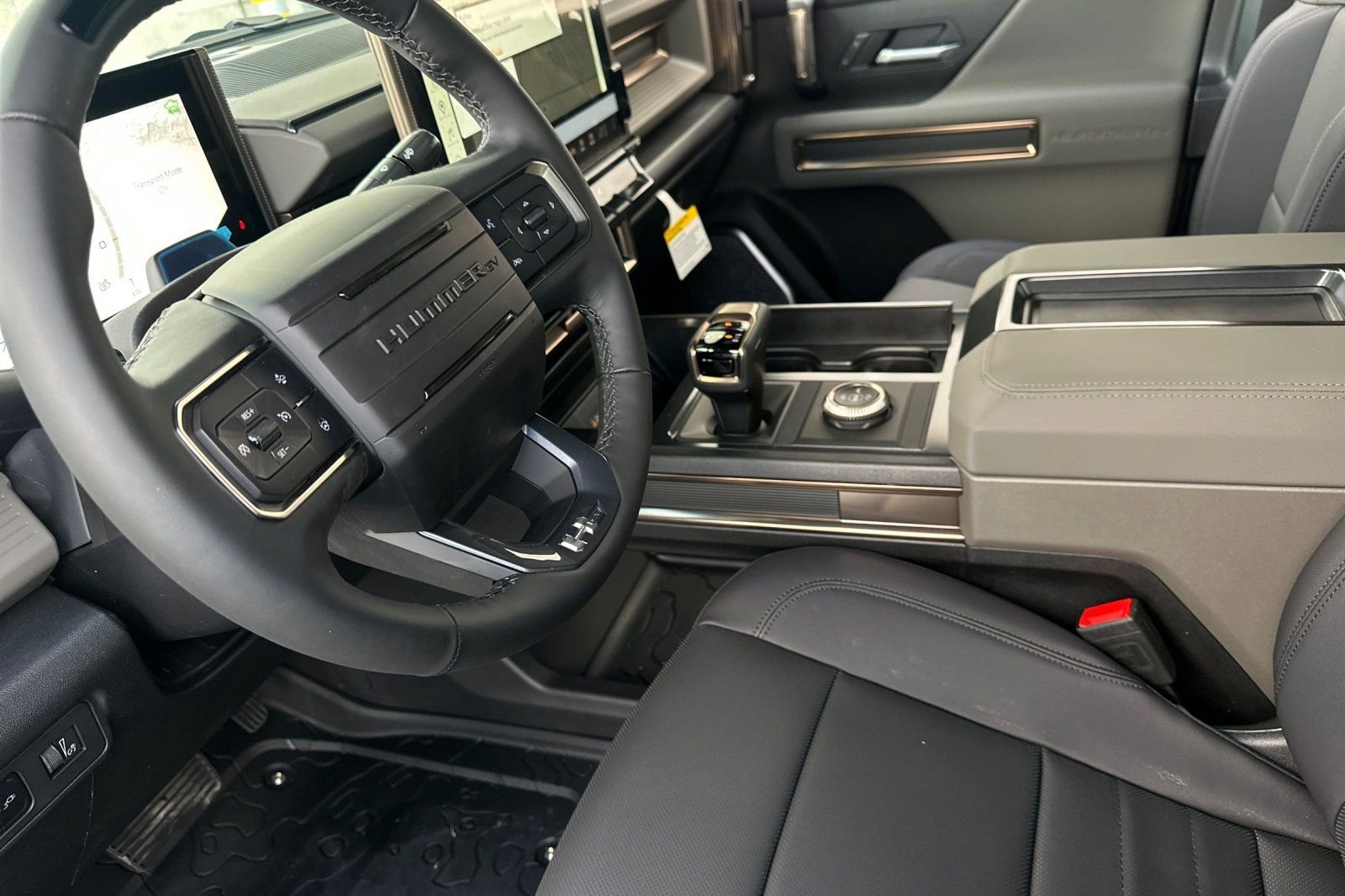 2025 GMC HUMMER EV 2X - Photo 11