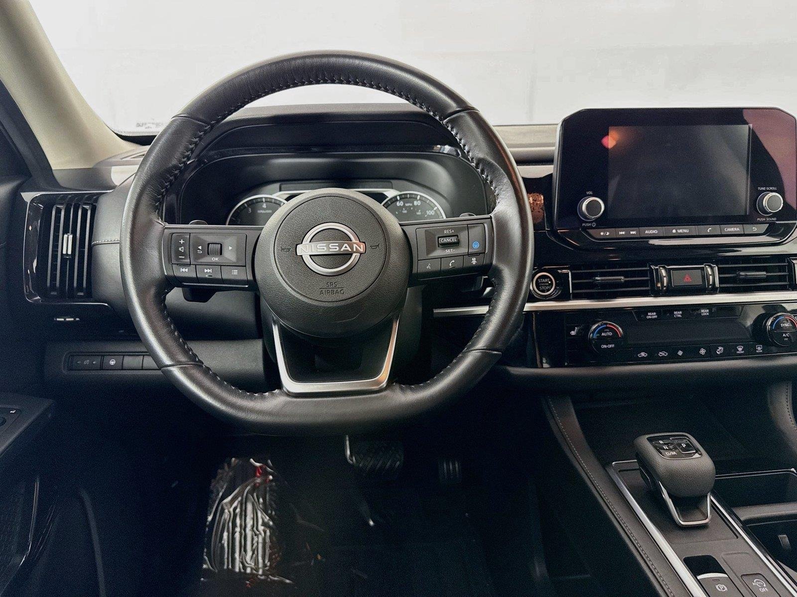 Used 2024 Super Black Nissan SV image 29