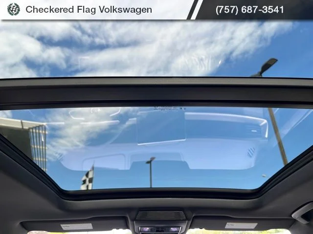 New 2026 White Volkswagen 2.0T SE R-Line Black image 28