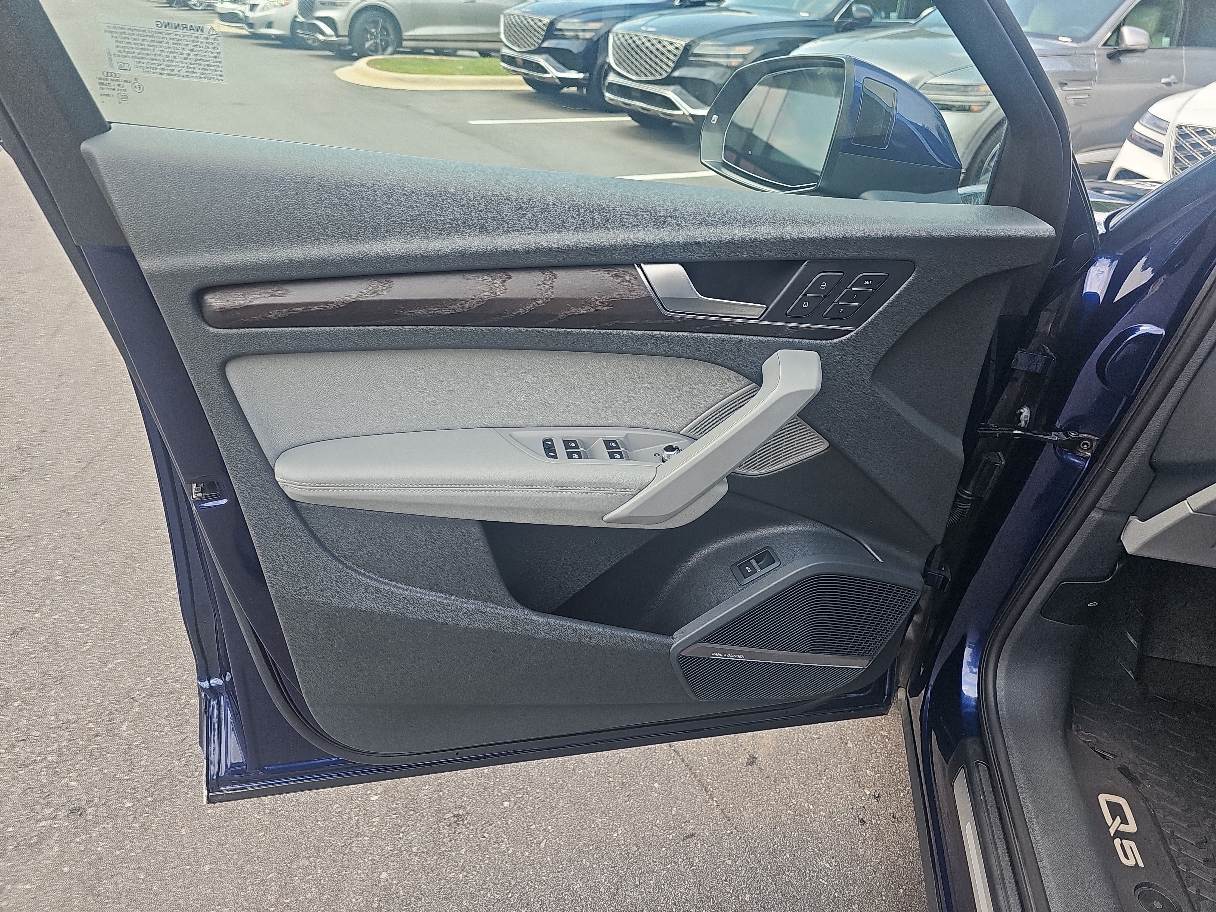 Used 2020  Audi Prestige image 10
