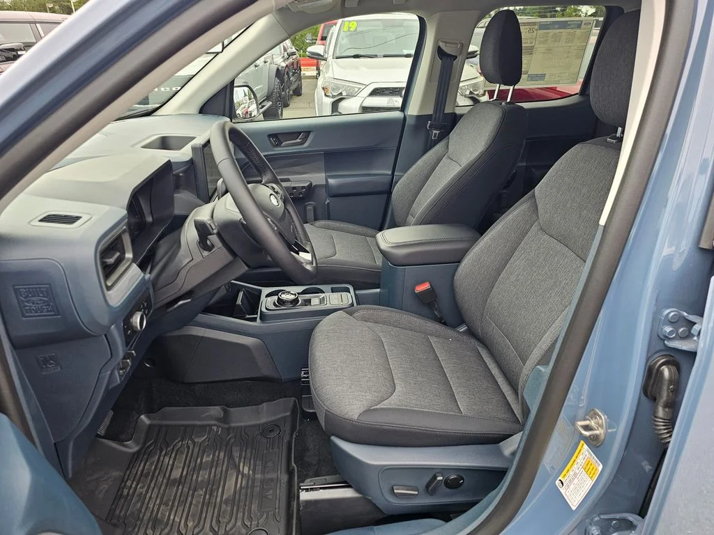New 2025 Azure Gray Metallic Tri-Coat Ford XLT image 21