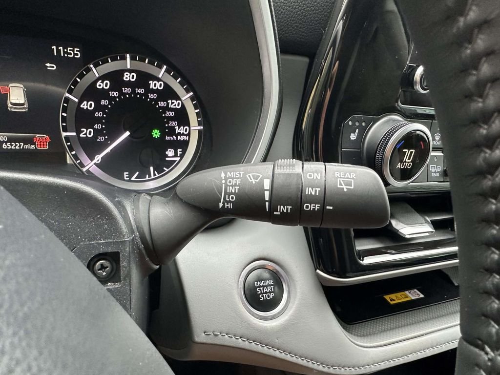 Used 2024  Toyota XLE image 31