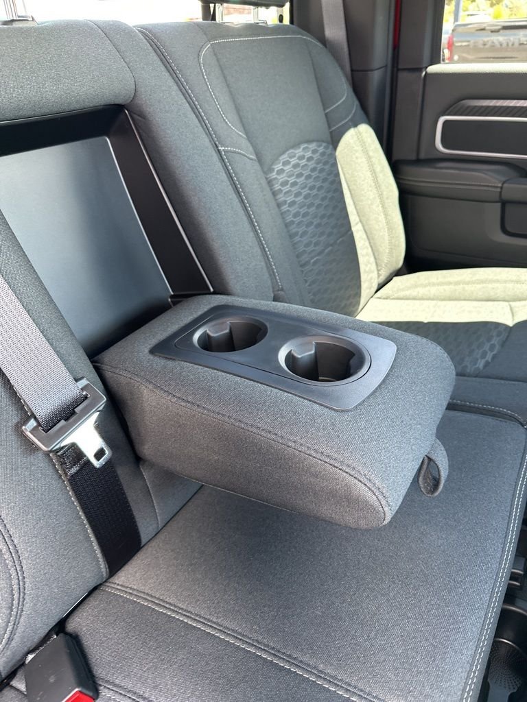 2025 RAM 2500 Big Horn - Photo 37