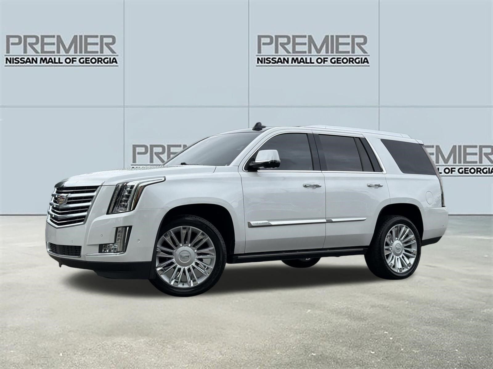 2017 Cadillac Escalade AWD Platinum's photo