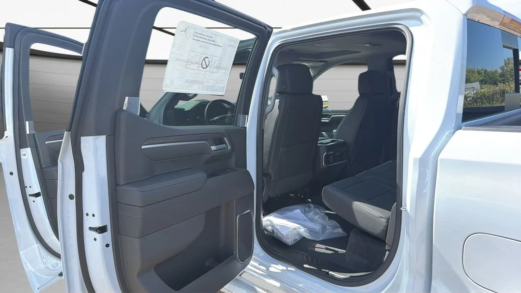 New 2026 White GMC SLT image 13