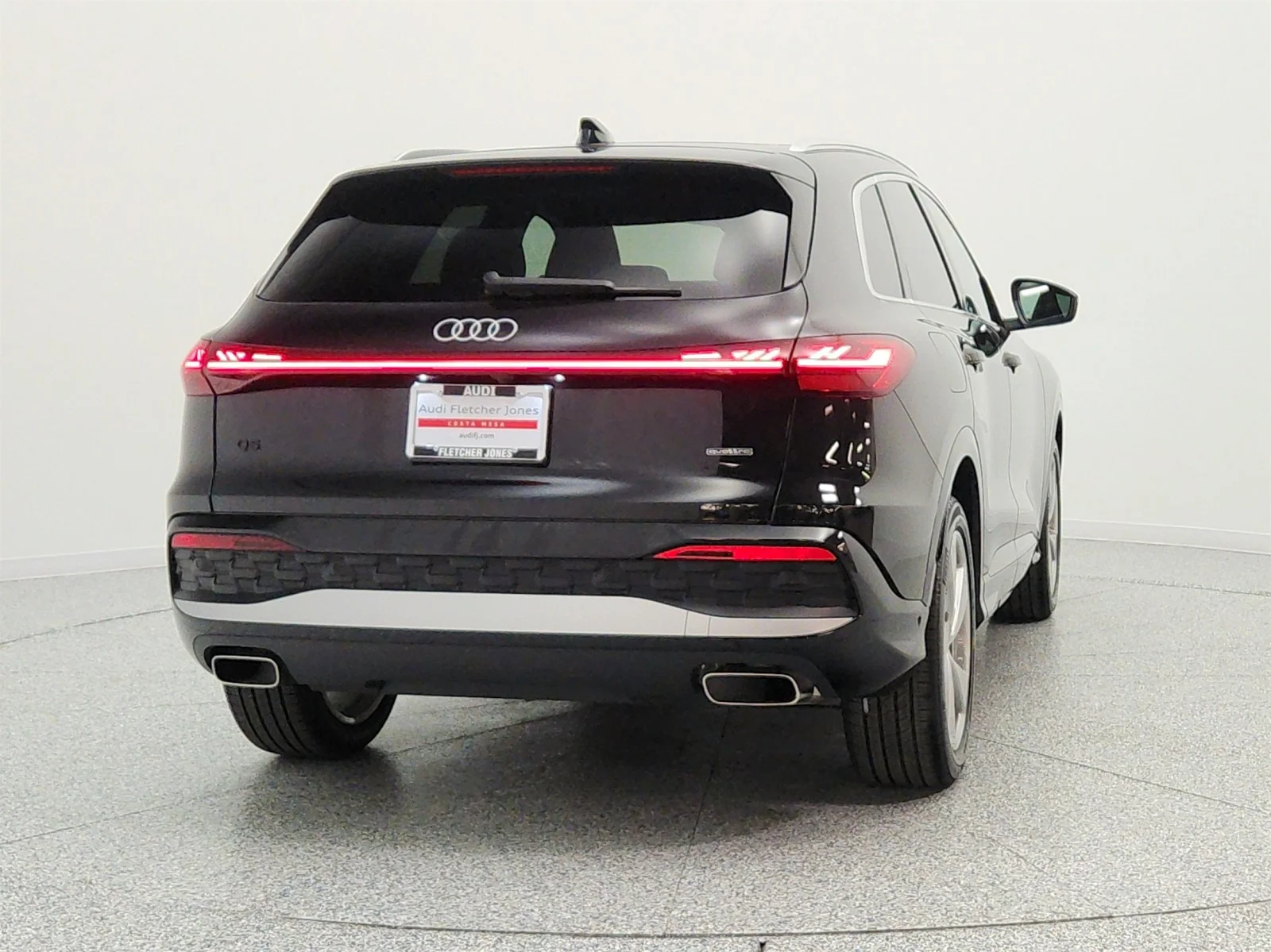 Used 2025 Mythos Black Metallic Audi Prestige 2.0 TFSI quattro image 6