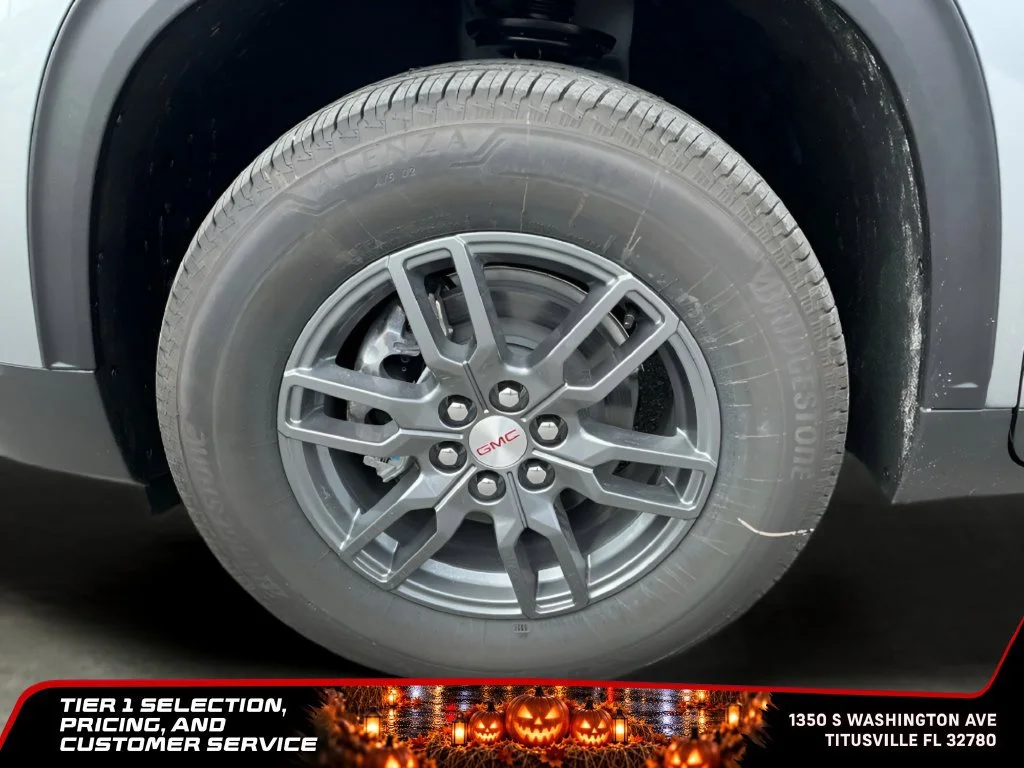 New 2026 Sterling Metallic GMC Elevation image 39
