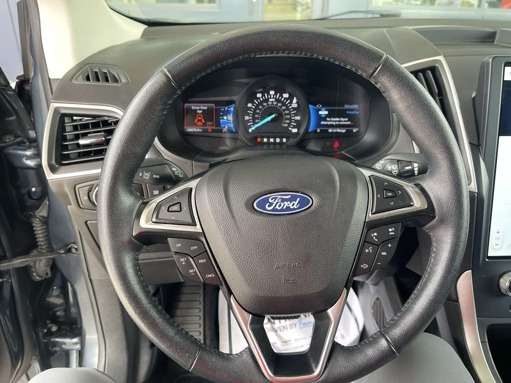 Used 2023 Blue Ford SEL image 14