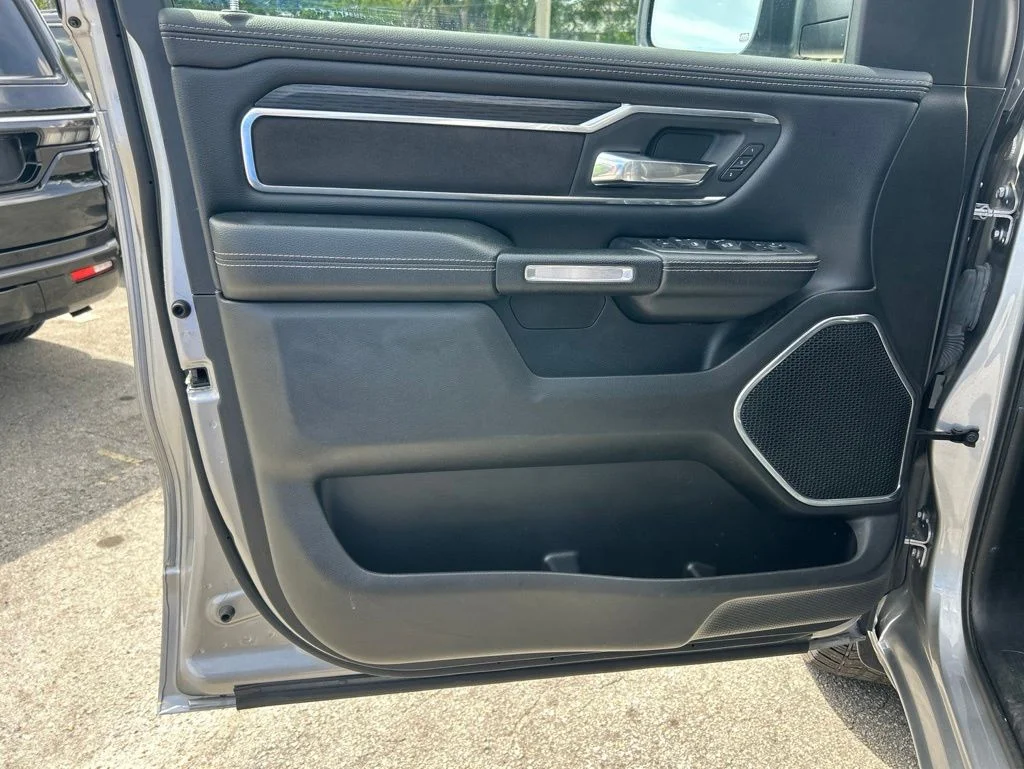 2024 RAM Ram 1500 Pickup Laramie - Photo 31
