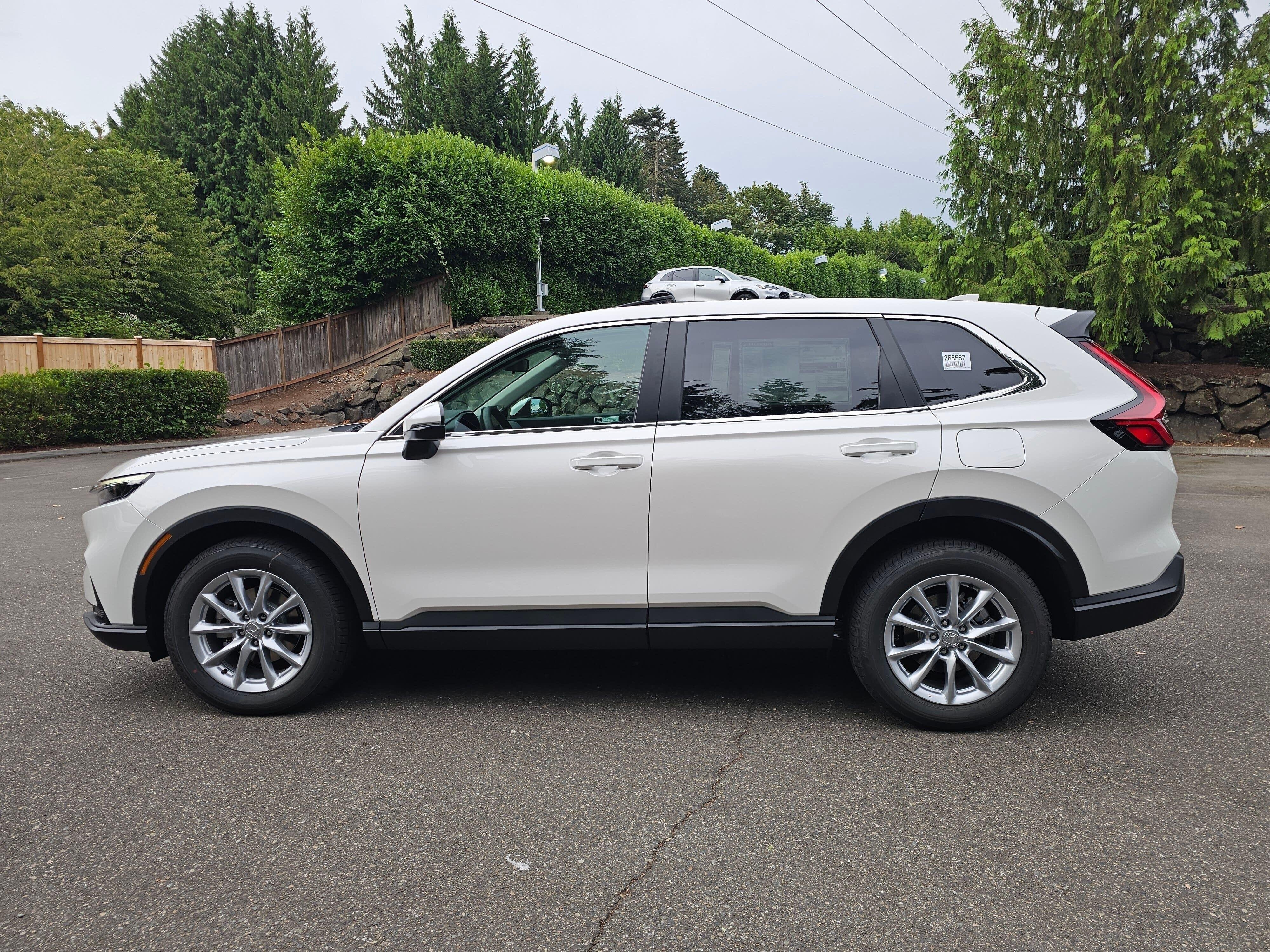 New 2026 Platinum White Pearl Honda EX image 4