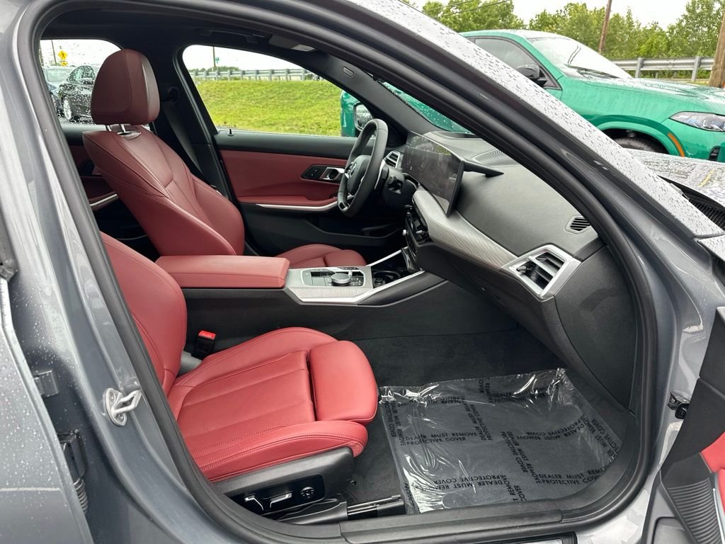 Used 2026 Skyscraper Grey Metallic BMW 330i xDrive image 21