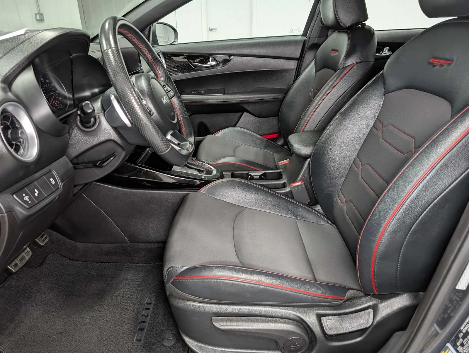 Used 2023 Gravity Gray Kia GT image 4