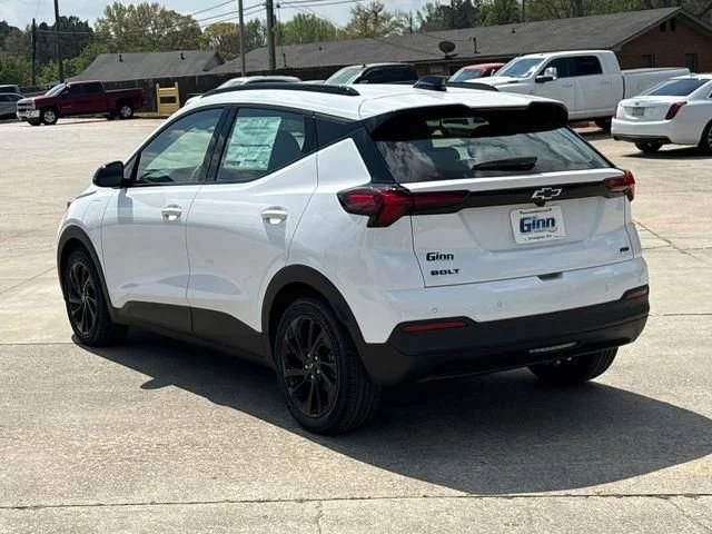 New 2027 Summit White Chevrolet RS image 5