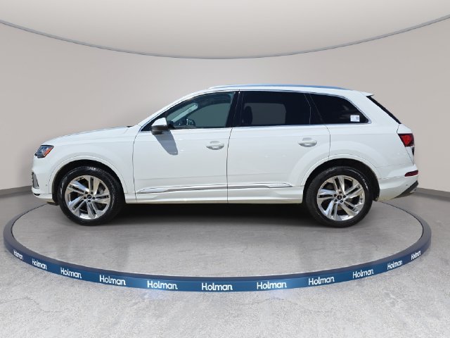Used 2021 White Audi 45 Premium Plus image 9