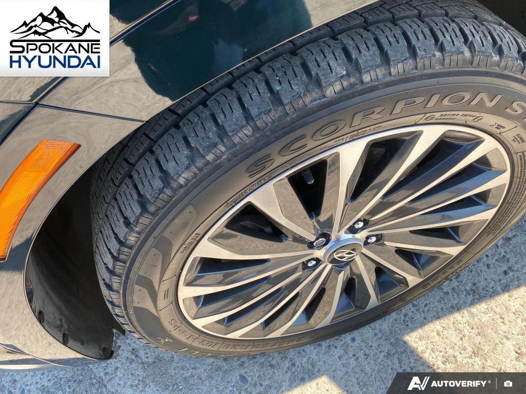 Certified Used 2023 Robust Emerald Hyundai Calligraphy image 10