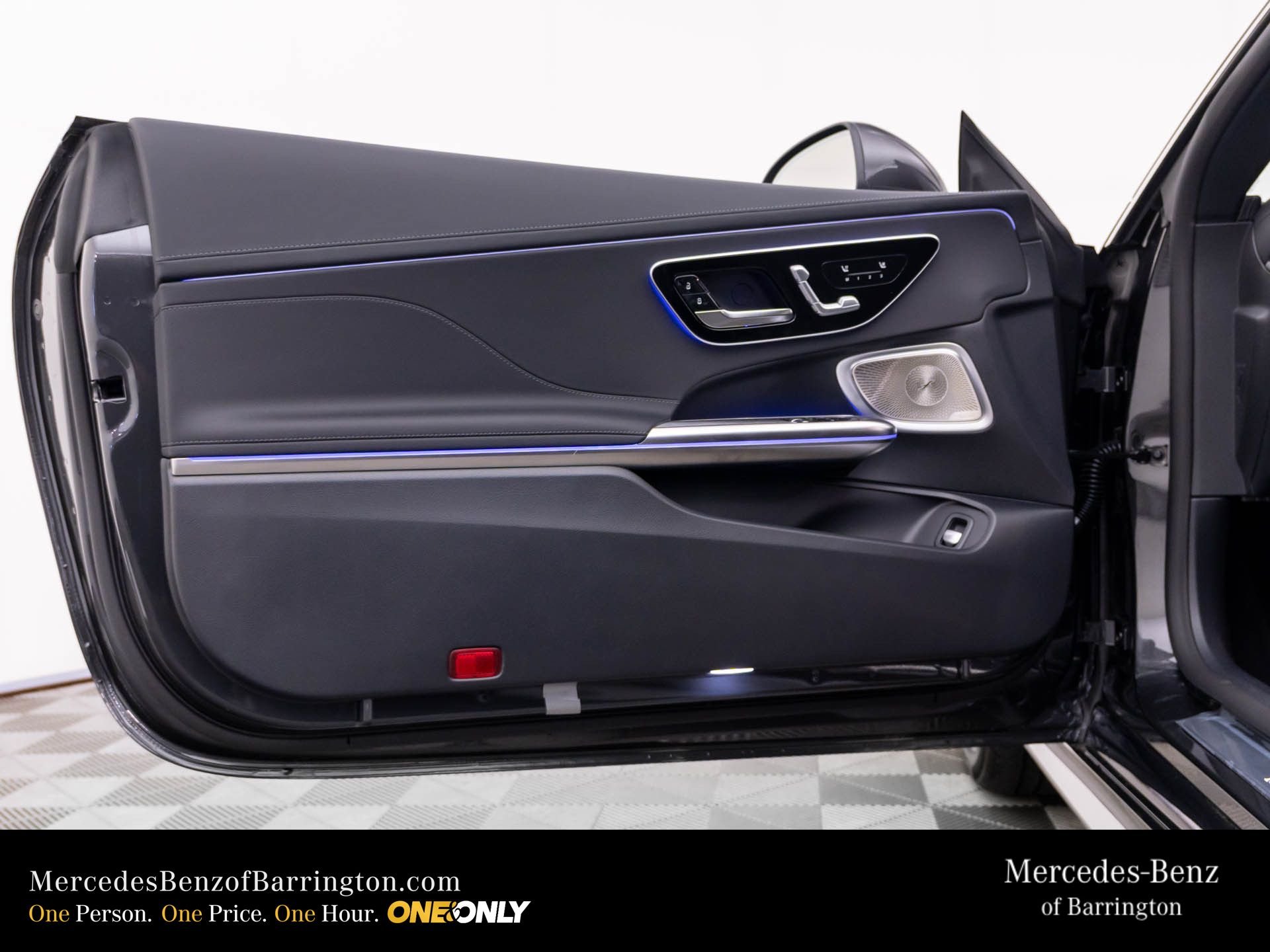 New 2026 Graphite Grey Metallic Mercedes-Benz CLE 450 image 15