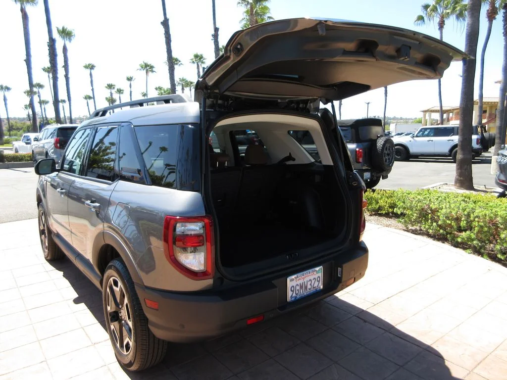 Certified Used 2023 Carbonized Gray Metallic Ford Outer Banks image 27