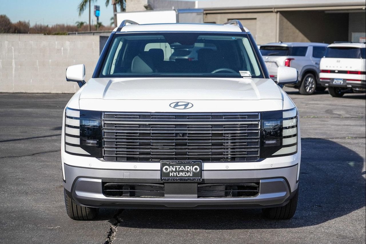 New 2026 White Hyundai SEL Premium image 31
