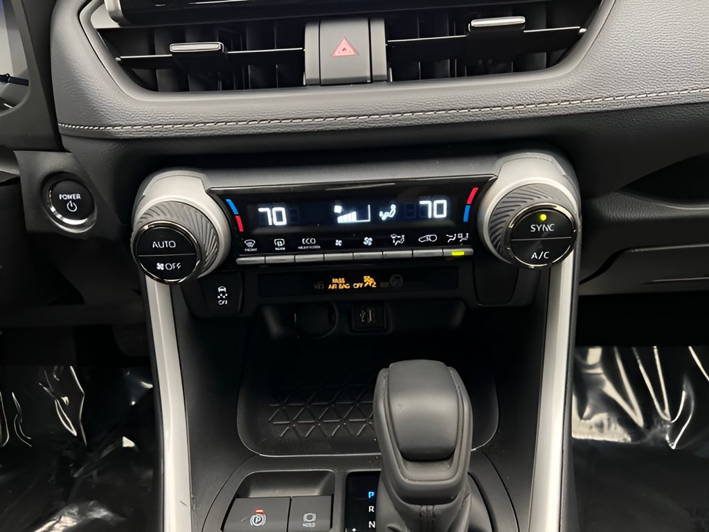 Used 2025 Silver Sky Metallic Toyota XLE image 26