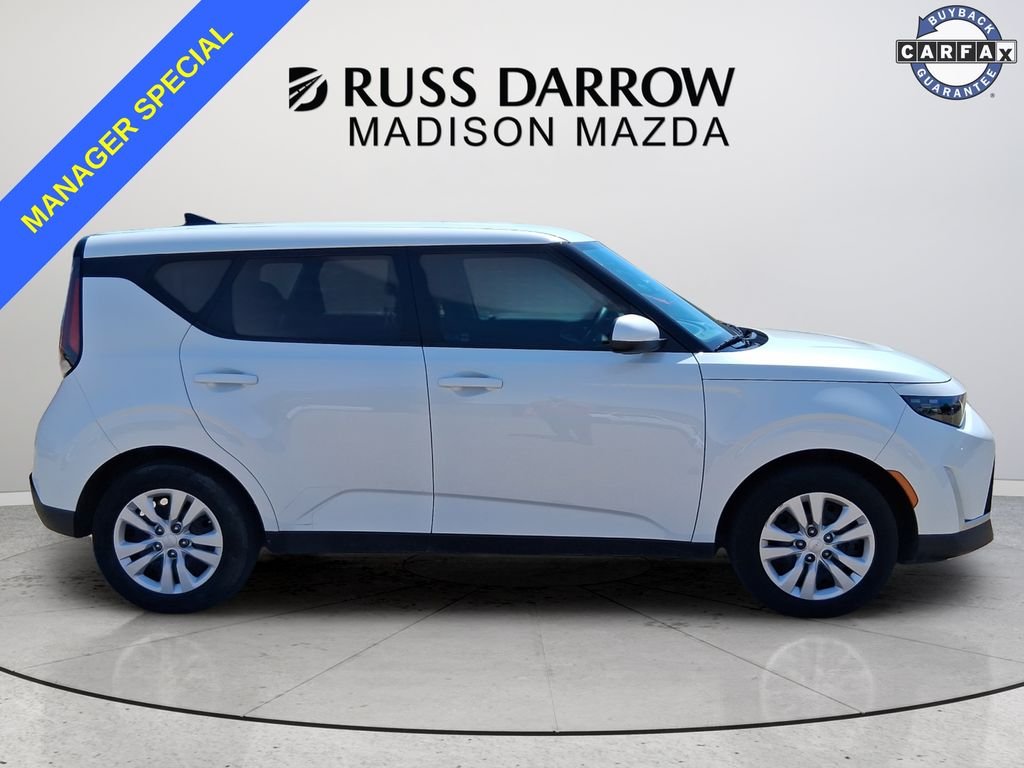 Used 2024 White Kia LX image 6