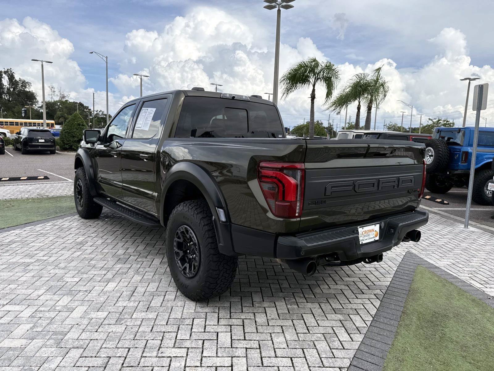 Used 2024 Green Ford Raptor image 4