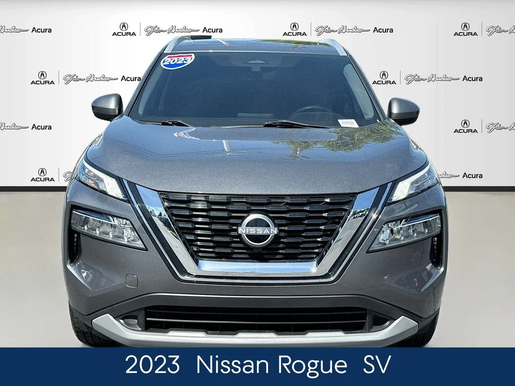 Used 2023 Gray Nissan SV image 4