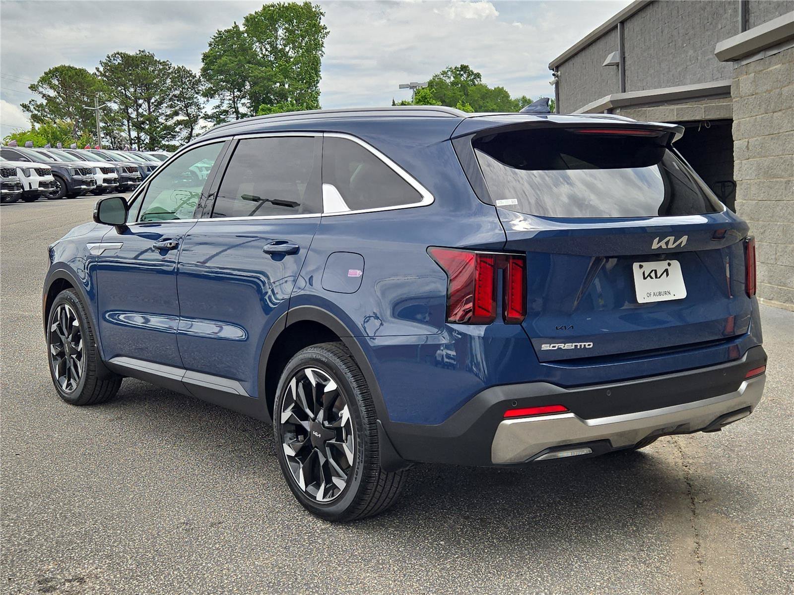 Used 2025 Midnight Lake Blue Kia EX image 8