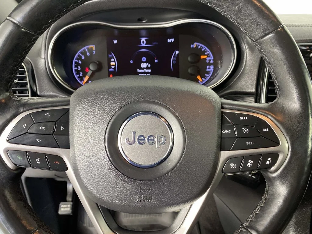 Used 2019 Bright White Clearcoat Jeep High Altitude image 14
