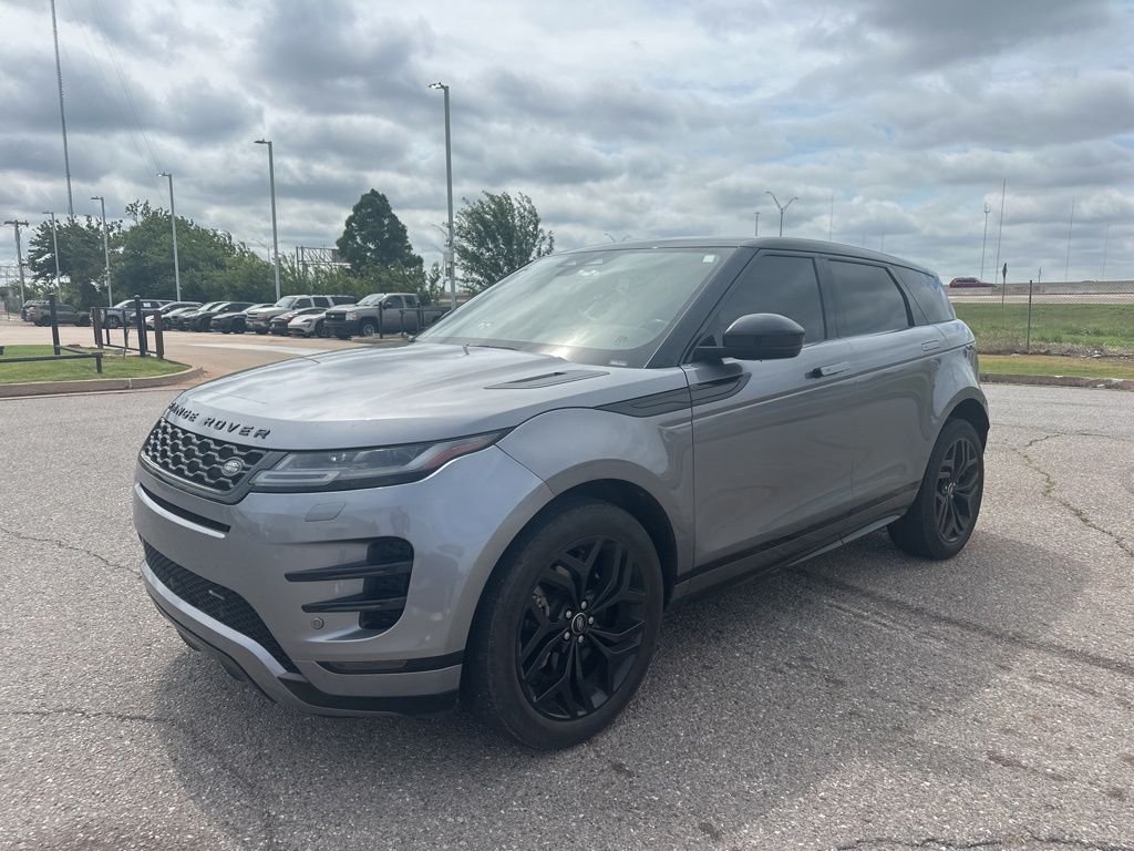 Used 2022 Gray Land Rover R-Dynamic SE image 1