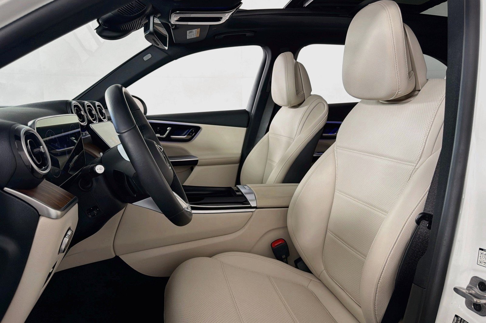 Certified Used 2026 Polar White Mercedes-Benz 300 image 18