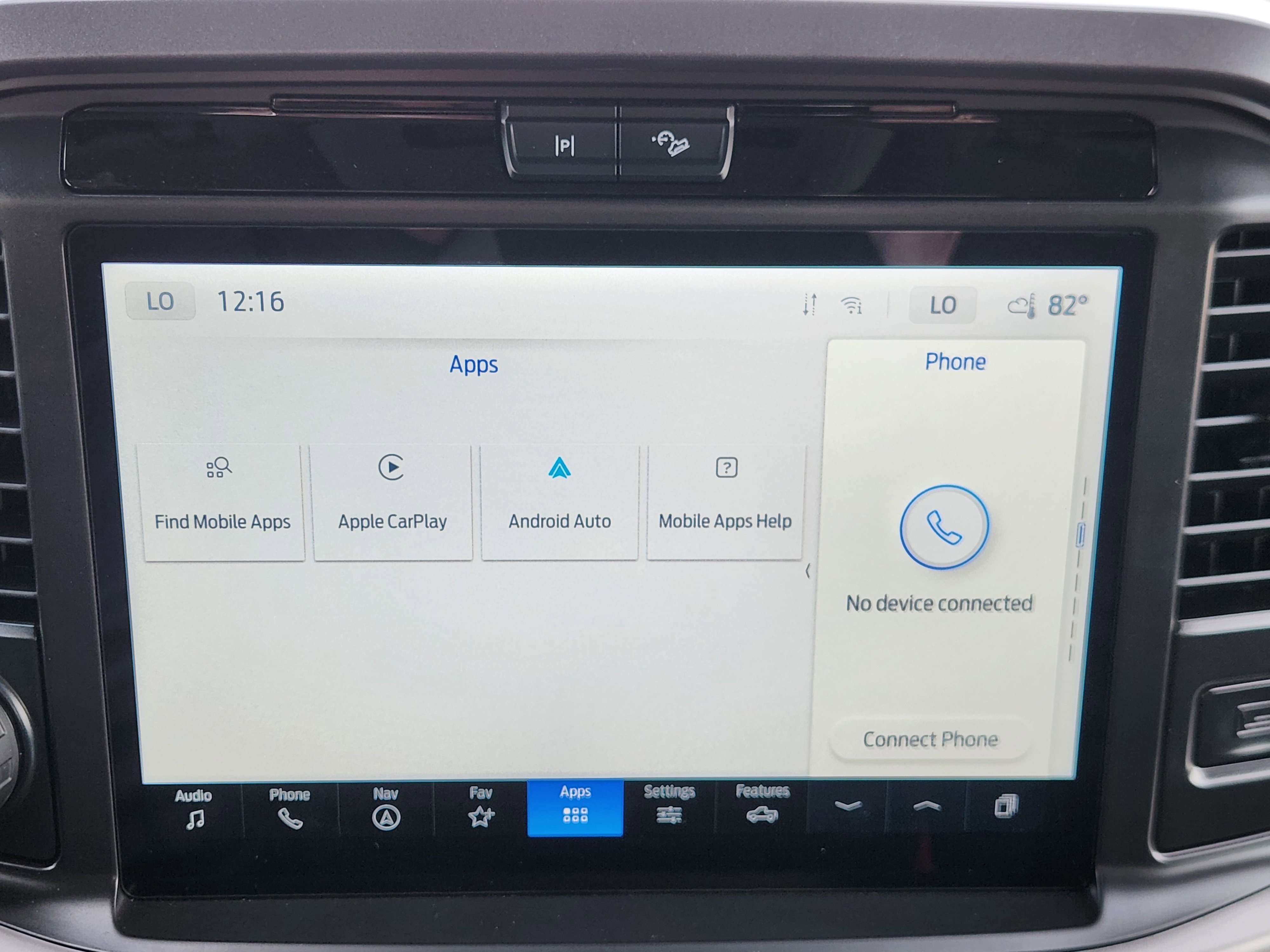 New 2025 Oxford White Ford XLT image 11