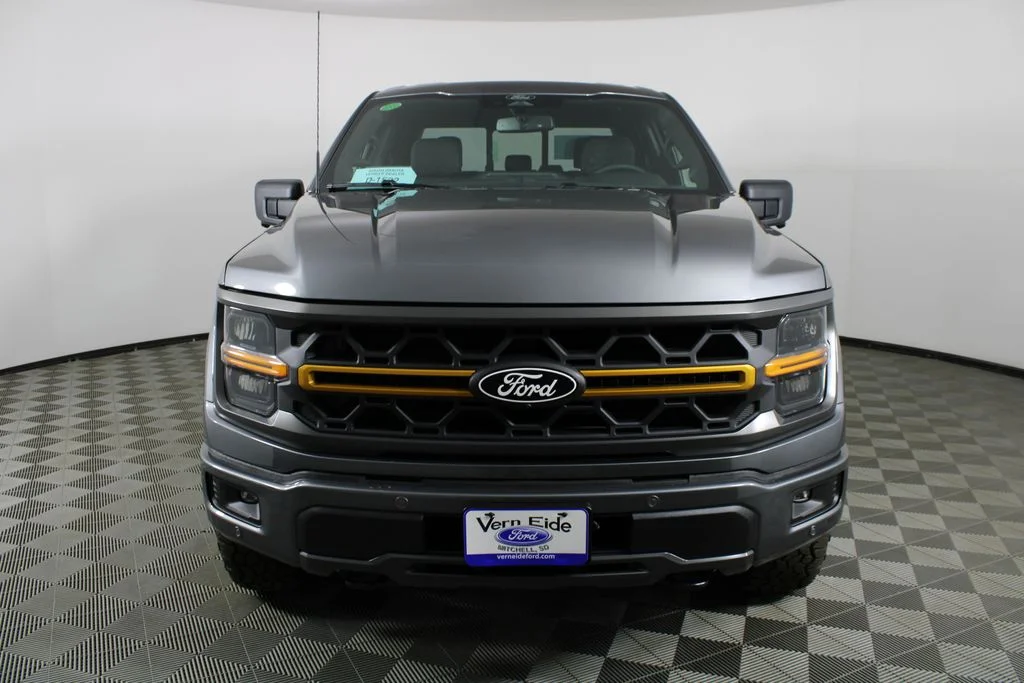 New 2026 Carbonized Gray Metallic Ford Tremor image 2