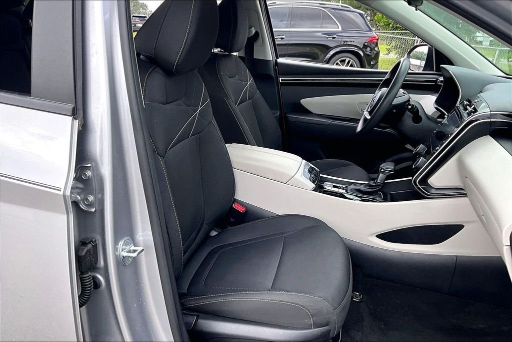Used 2022 Silver Hyundai SEL image 29