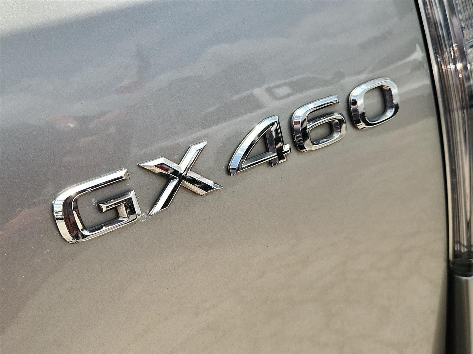 Used 2021 Silver Lexus GX 460 Premium image 32