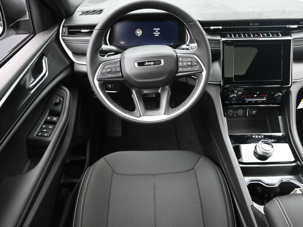 2025 Jeep Grand Cherokee Laredo - Photo 14