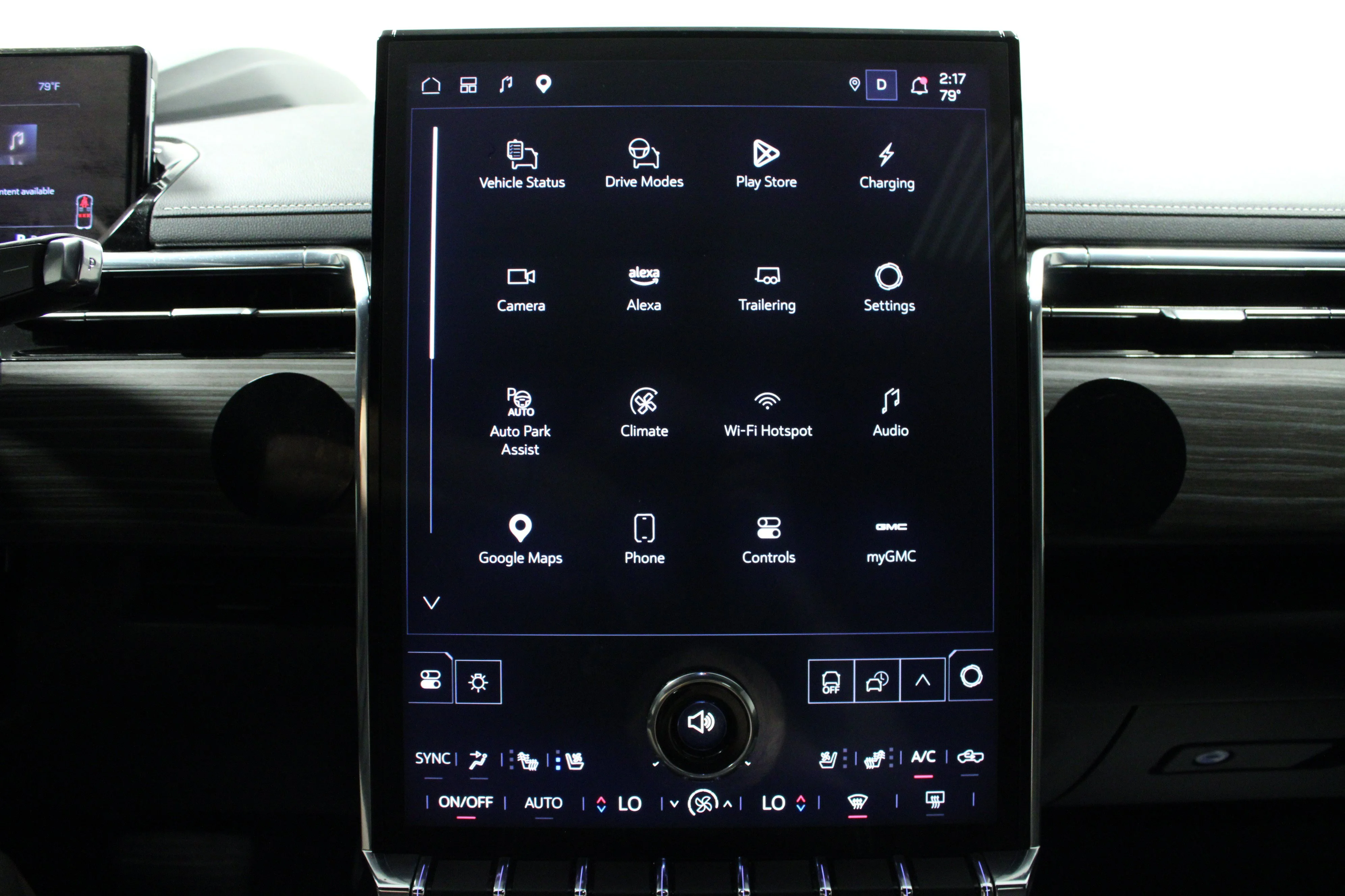 Used 2025 Onyx Black GMC Max Range Denali image 22