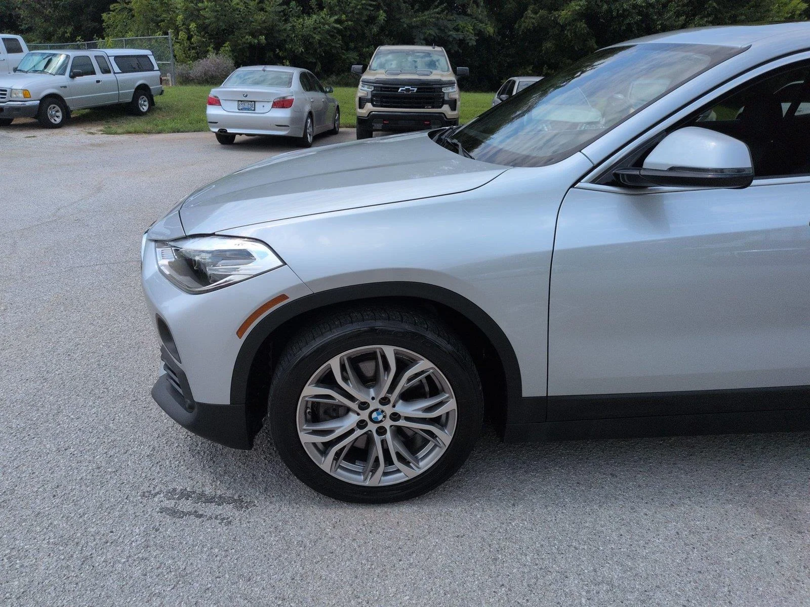 Used 2019 Glacier Silver Metallic BMW sDrive28i image 10