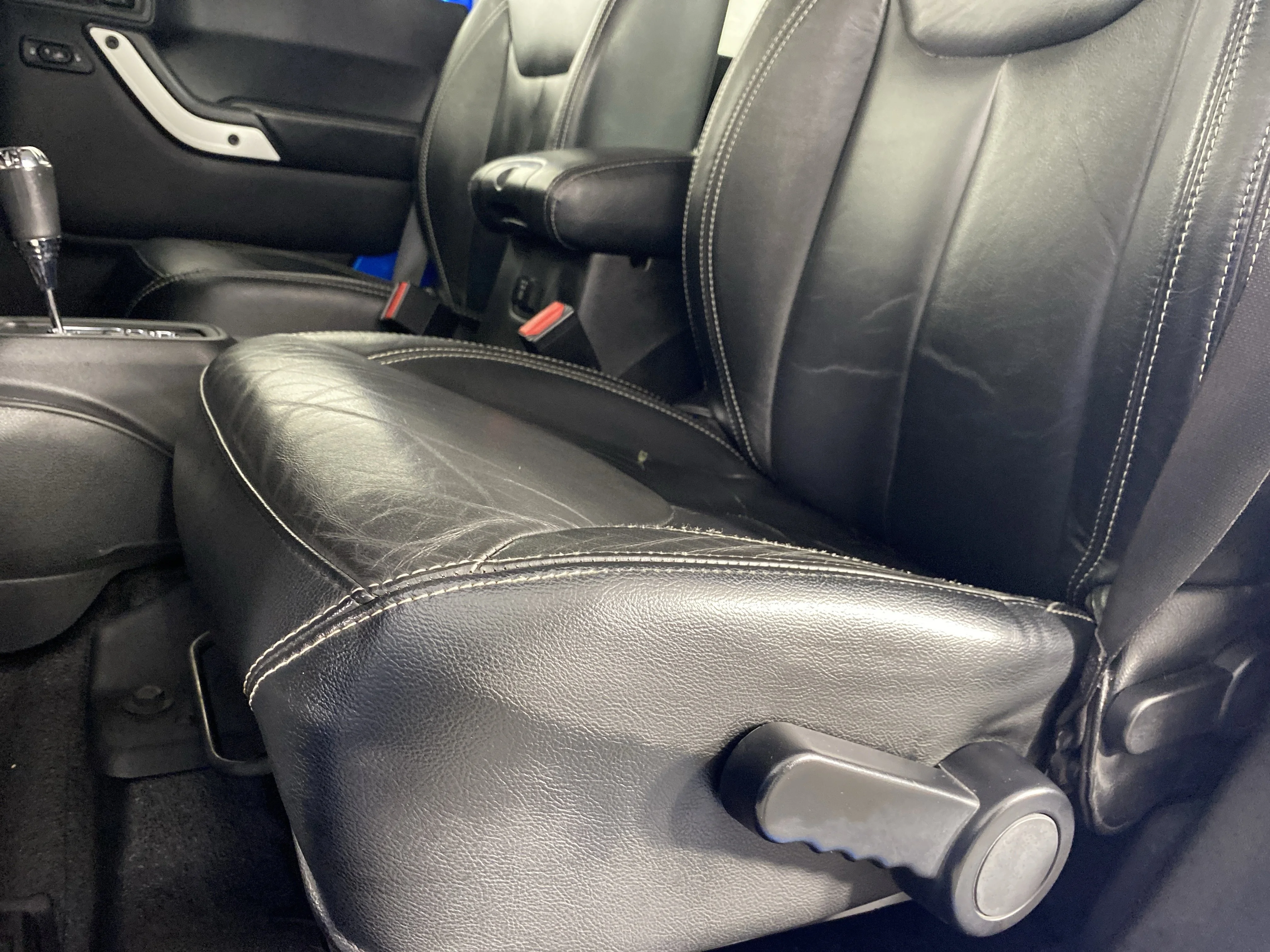 Used 2014 Hydro Blue Pearl Coat Jeep Polar Edition image 17