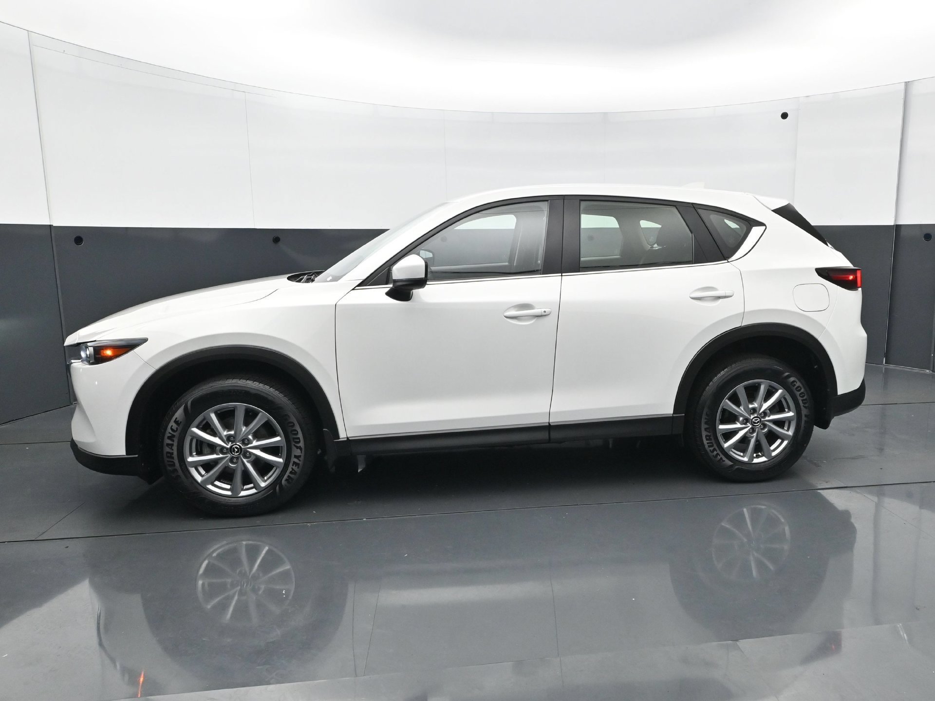 Used 2023 Mazda CX-5 S with VIN JM3KFBAM3P0277280 for sale in Burnsville, Minnesota