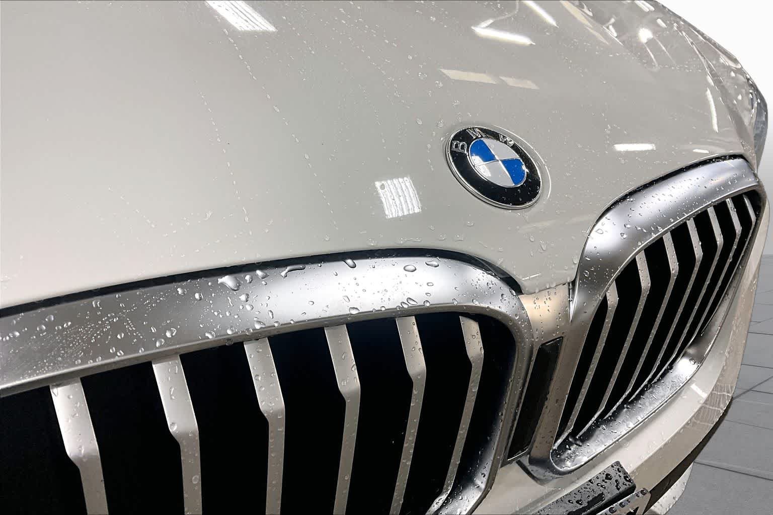 Used 2022 Alpine White BMW xDrive30i image 29