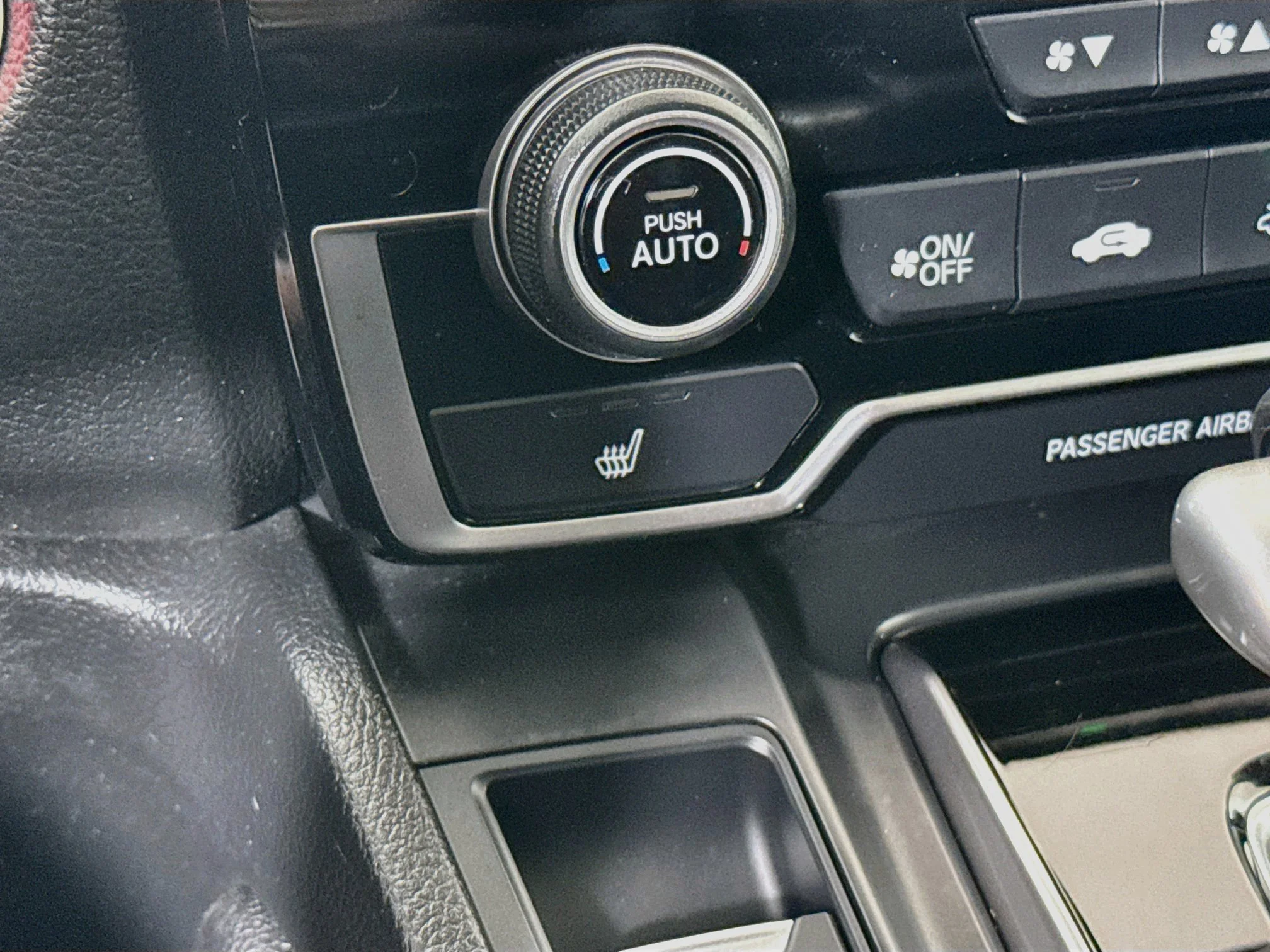 Used 2020 Aegean Blue Metallic Honda EX-L image 21